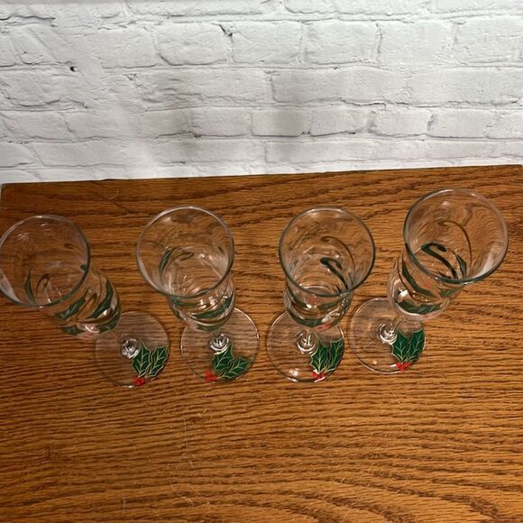 4~ 10-1/2" LENOX Holiday Spirit Fluted Champagne Glasses - Picture 5 of 7